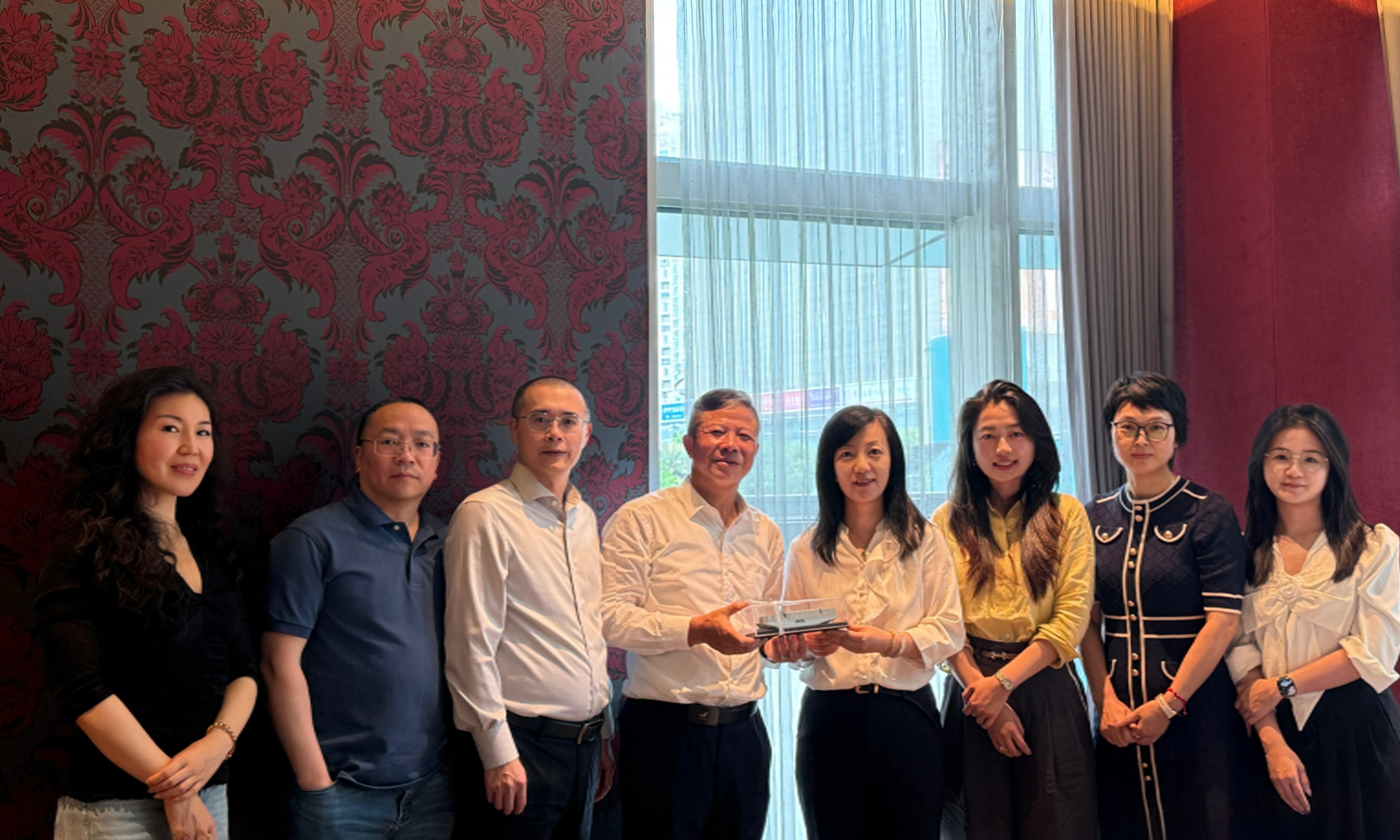 集團(tuán)高層拜訪OOCL